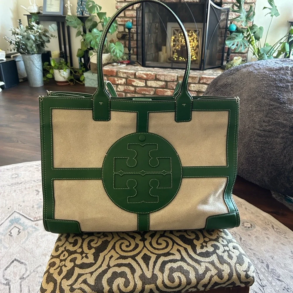 ♦️♦️ RARE!!!  AUTHENTIC TORY BURCH KELLY GREEN QUADRANT TOTE ♦️♦️ - Picture 8 of 8